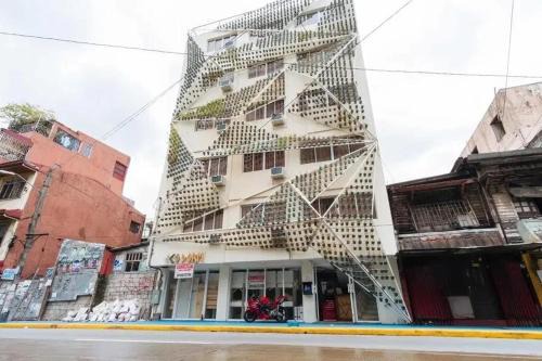 Sampaloc Hotel | Jardin Oriental Suites Ubelt Manila