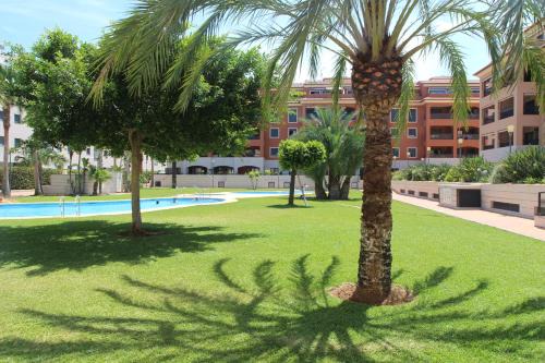 Denia Apartment | Jardines de las Marinas - Apartamento en Denia - Terraza privada, piscinas, jaccuzi, padel y playa cerca