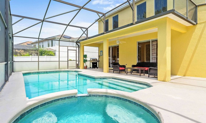 Crescent Lakes House | Jasmine Breeze – Home for 12
