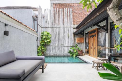 Berawa Villa | Jatayu Villa by Betterplace