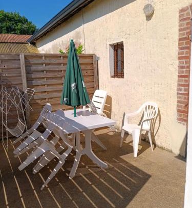 Saint-Martin-de-Hinx Apartment | Jaureguiberry