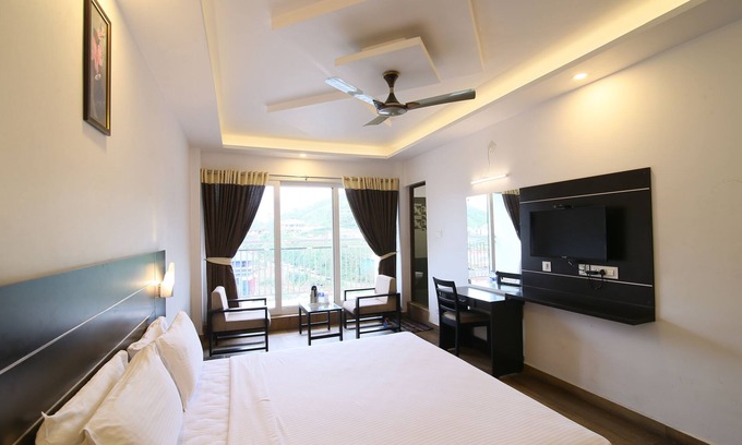 Munnar House | Jays Inn