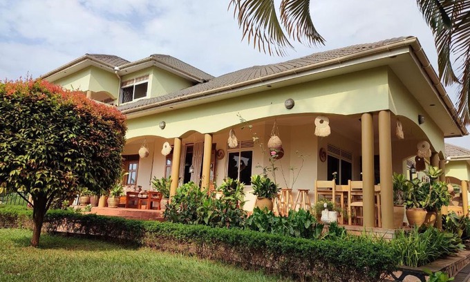 Kampala Bed & Breakfast | JBA COZY LIVING