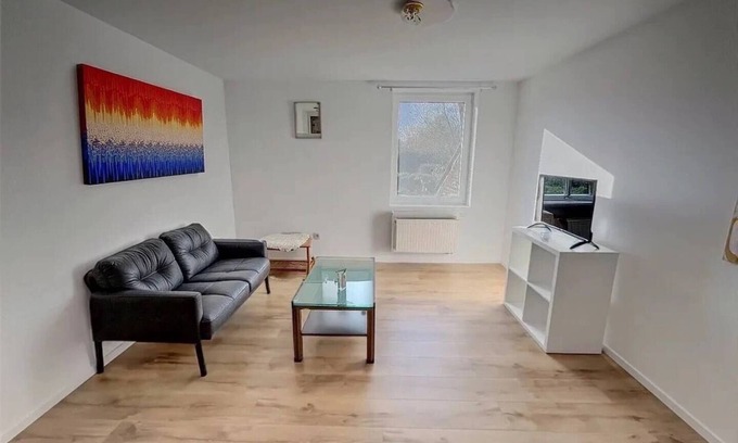 Ransart Apartment | Jean 1C Brussel-Charleroi-Airport