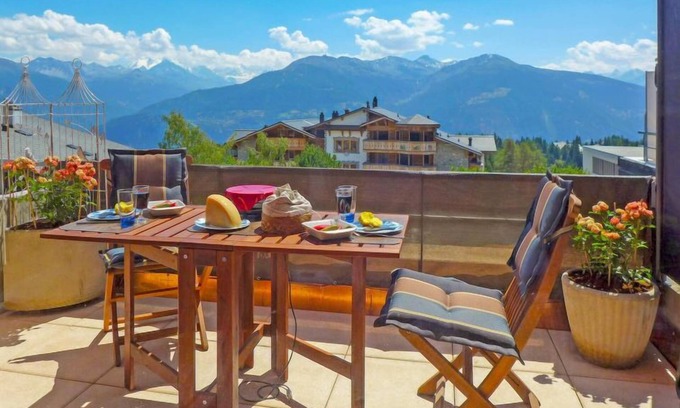 Montana Apartment | Jeanne D'Arc Apt. E-36 by Interhome