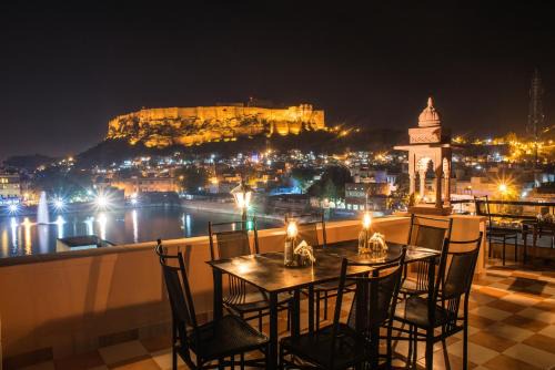 Gulab Sagar Hotel | Jee Ri Haveli