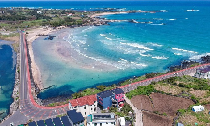 Jongdal-ri House | Jeju Gaviota Pension