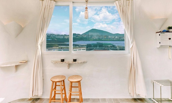 Jocheon House | Jeju Mulgogi Pension