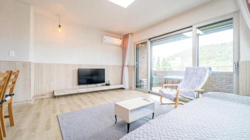 Jocheon House | jeju murray pension