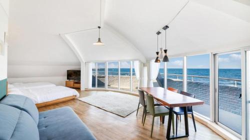Aewol House | Jeju UFO Pension
