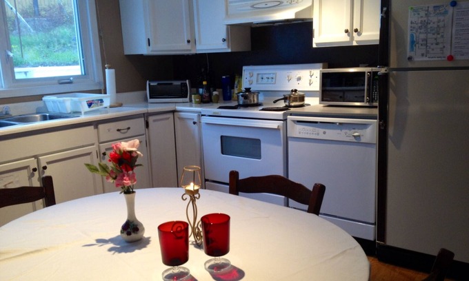 Yellowknife House | Jenny's Guest House