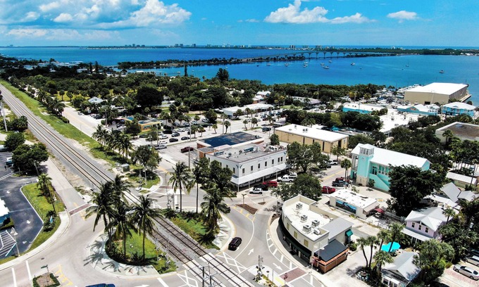 Jensen Beach Bed & Breakfast | Jensen Beach Inn