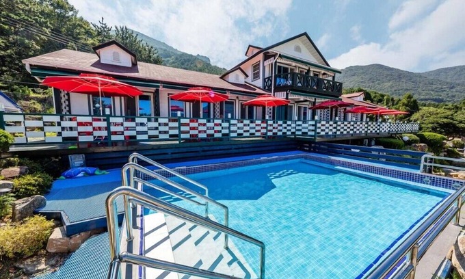 Irun-myeon Apartment | Jeongwon Beach Pension