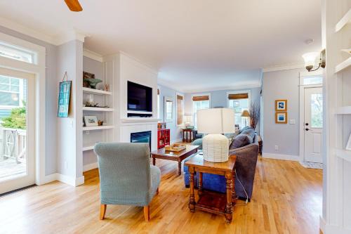 Olivia Beach House | Jewel Box at the Beach