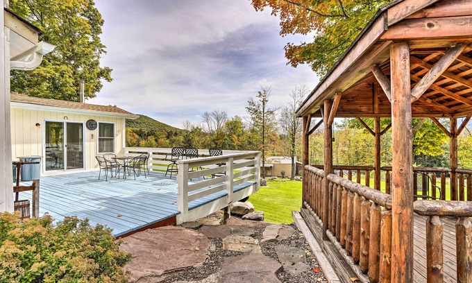 Edgewood Cottage | Jewett Gem w/Charcoal Grill & Mountain Views