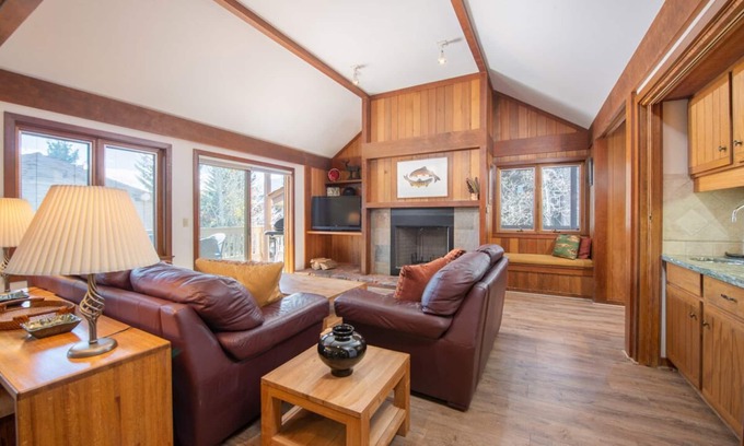 Teton Village Condo | JHRL - Teewinot D4, Great Slopeside Location