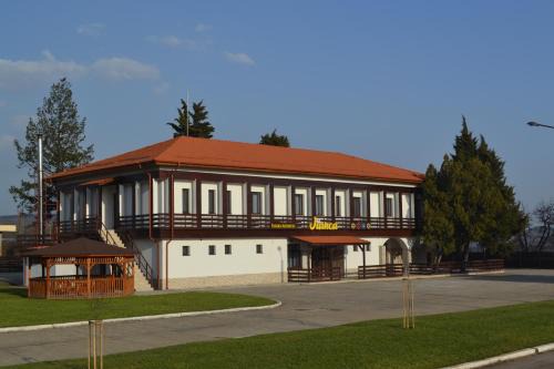 Almaj House | Jianca Pensiune Agroturistică