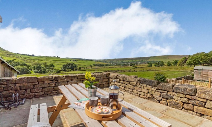 Diggle Cottage | JIM'S BARN, family friendly, character holiday cottage in Diggle