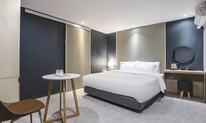 Bundang-gu Hotel | JJ Hotel