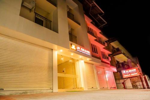 Kaloor Hotel | jk grand hotel