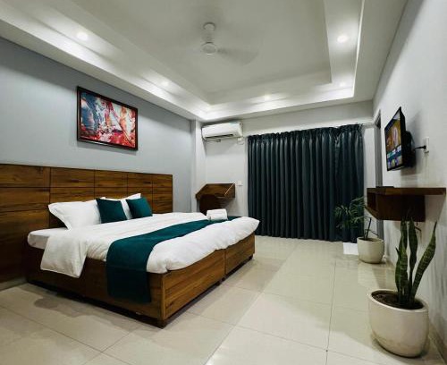 Sector 51 Apartment | JNS Roost