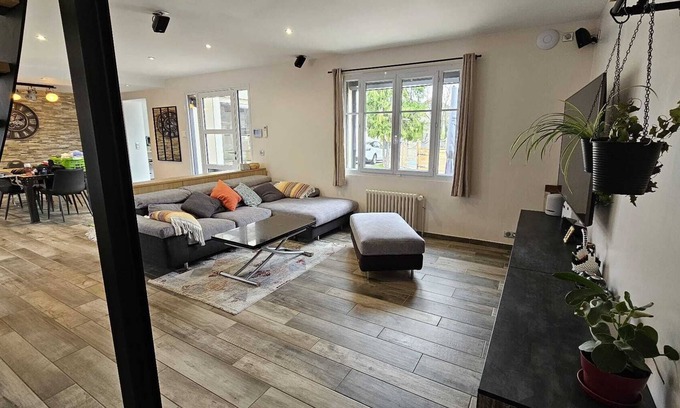 Aulnay-sous-Bois House | JO 2024 Maison Avec Piscine