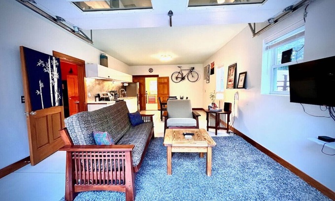 Flagstaff House | Joe's Bike Shop w/Garage and EV Charging