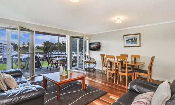 Port Fairy Apartment | Johanssons Perch 1