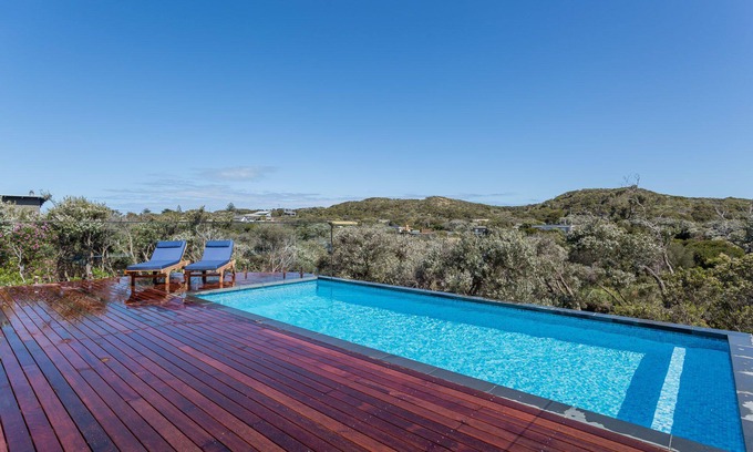 Sorrento House | JOHN BERTRAM HEATED INFINITY POOL & KIDS HOLIDAY RETREAT, SORRENTO
