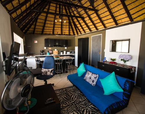 Windhoek Central Apartment | John-Lou's Studio Flat