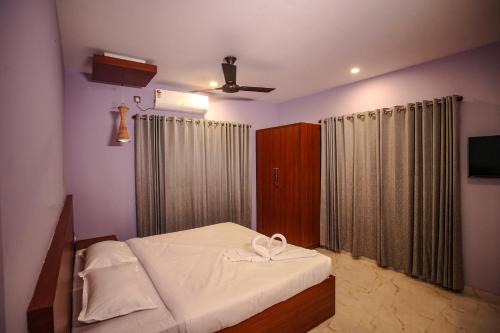 Alappuzha Bed & Breakfast | John's Castle