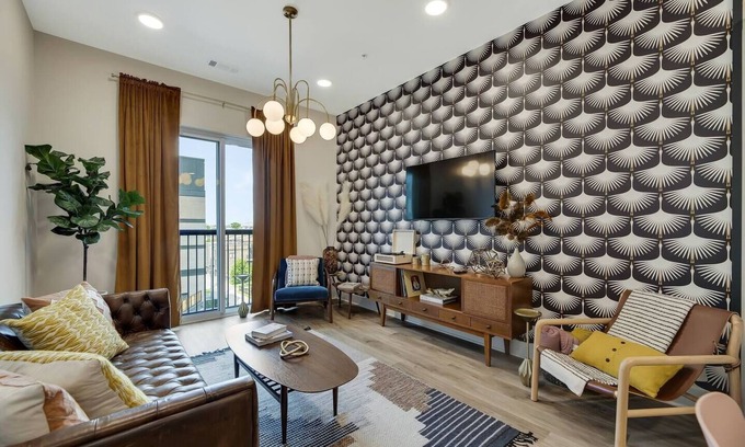 East Nashville Apartment | Johnny Cash on Main | 1 mile to DTNash| LUX, Johnny Cash on Main | 1 mile to DTNash| LUX