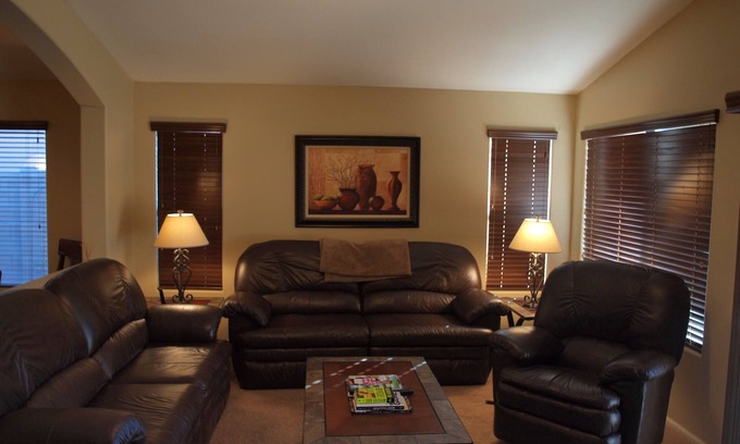 San Tan Valley House | JOHNSON RANCH BUNGALOW