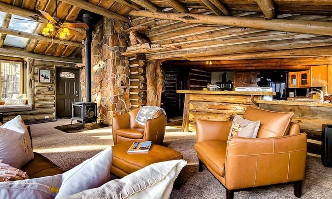 Eden Cabin | Johnson's Historic Cabin Getaway