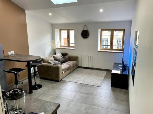 Saint-Laurent-sur-Saone Apartment | Joli Appartement T2 Saint Laurent Sur Saone