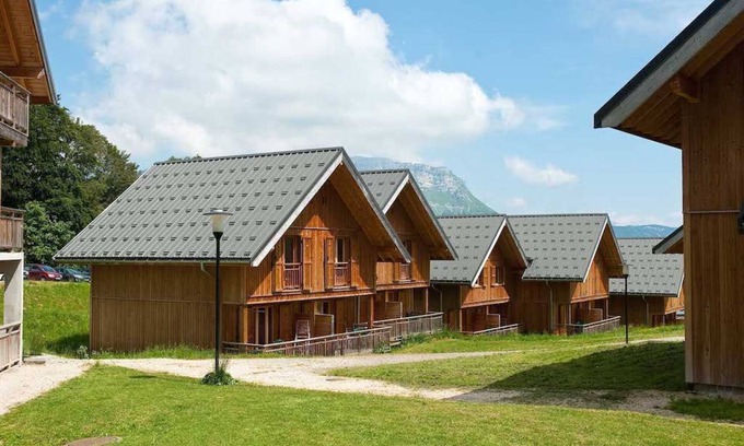La Feclaz Condo | Joli Appartement | 1BR for 4 + Ski Rental Deals