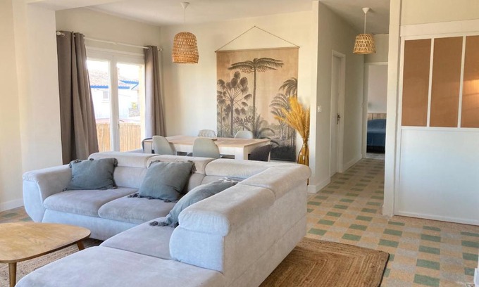 Narbonne-Plage Apartment | Joli appartement avec vue mer