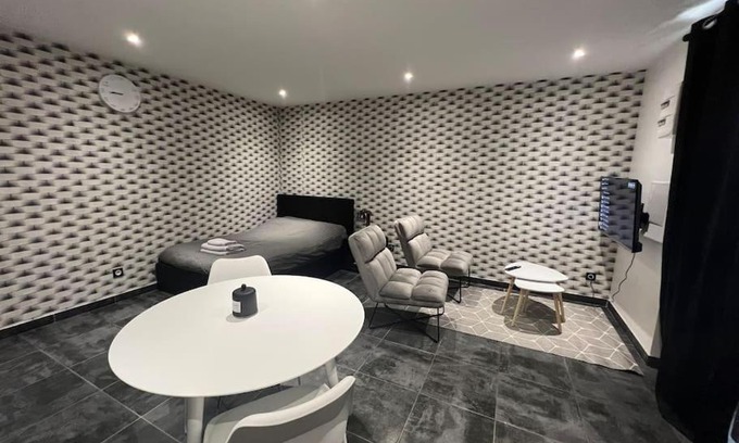 Blanzy Apartment | Joli appartement