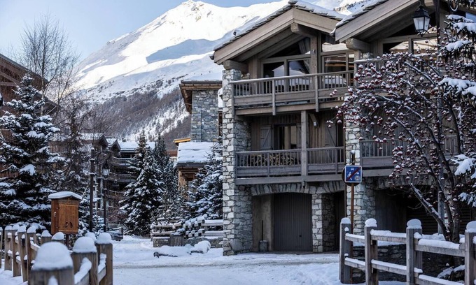Val-d'Isere Ski Chalet | Joli Chalet, Vieux Village