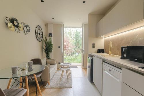 Charlier - Valvert Apartment | Joli duplex avec jardin, 2 personnes, Écully