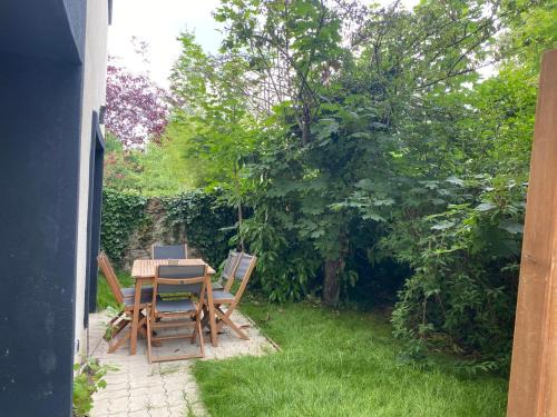 Centre Apartment | Joli duplex climatisé à 30min Paris