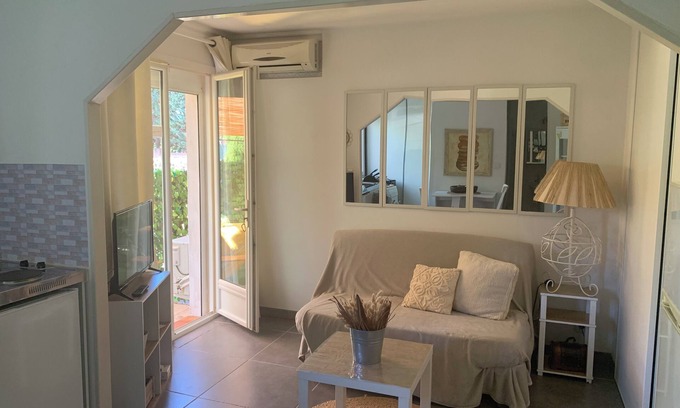 Le Cannet-des-Maures Apartment | Joli Studio rdc Avec Jardin Privé et Ombragé