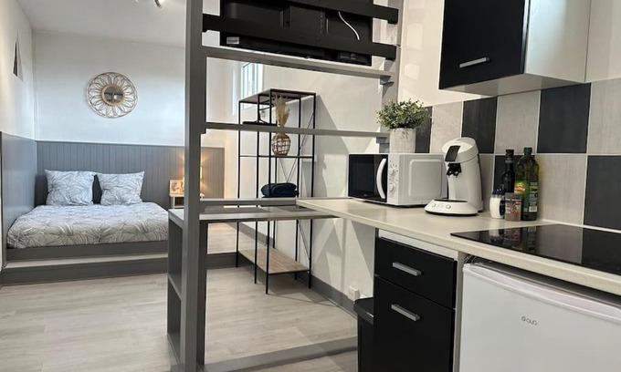 Bourg-en-Bresse Apartment | Joli studio à 3 min de la Gare