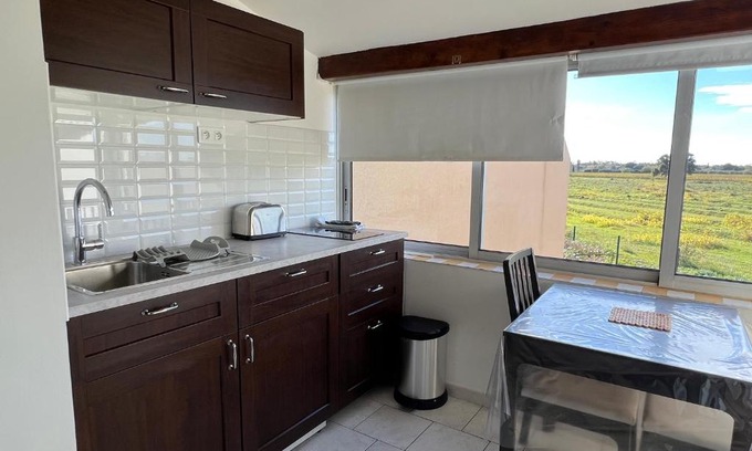 Les Bormettes Apartment | Joli studio très clair à proximité mer pour 3 personnes