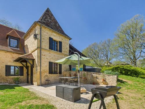 Mauzens-et-Miremont House | Jolie maison avec jacuzzi pour 8 personnes