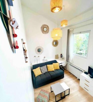 Vitry-sur-Seine Apartment | Jolie Mini Maison Lovely Tiny House