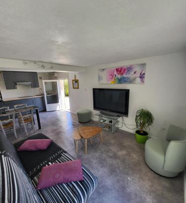 Sollies-Ville Apartment | Jolie T2 indépendant dans une villa