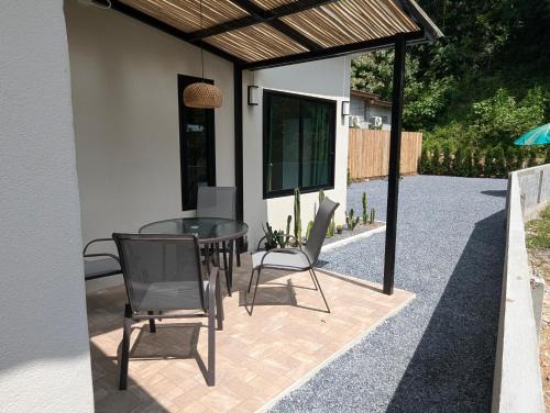Ko Lanta Apartment | Jolies Place Family Apartment