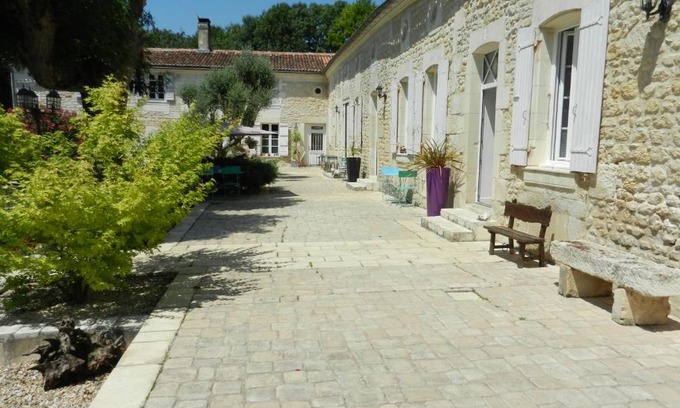 Pons Bed & Breakfast | Jolysable