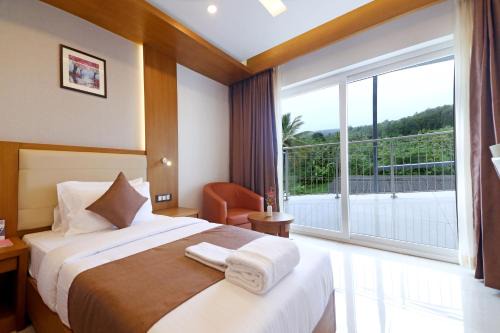 Sulthan Bathery Hotel | JoMeriya International